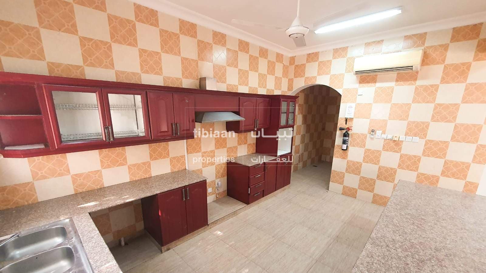 5BHK Villa for Rent in Mabela